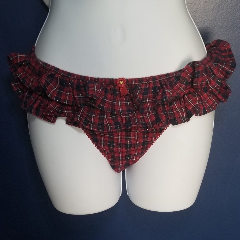 Victoria's Secret PINK red plaid ruffle cheeky panties lingerie NWOT.